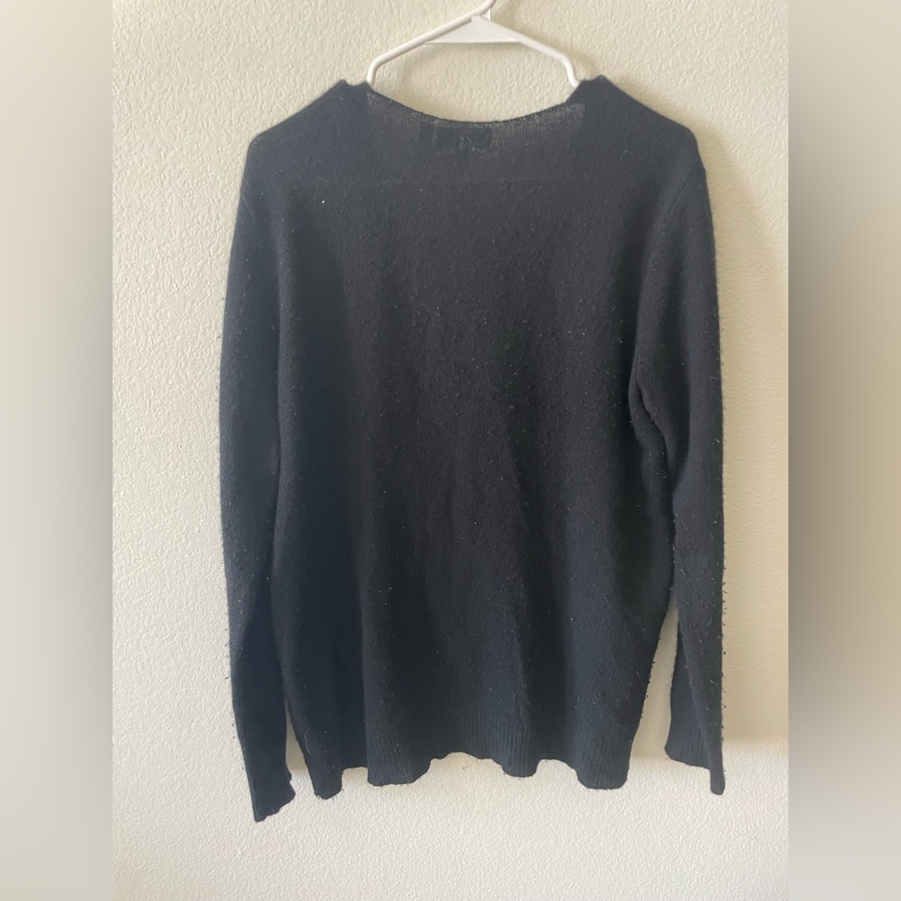 Theory black 100% cashmere classic lightweight v neck sweater - Picture 3 of 4